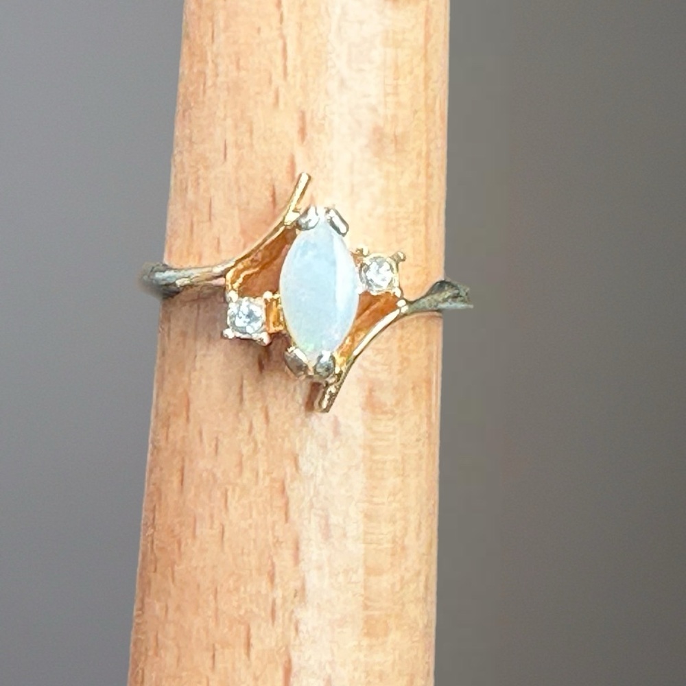 Vintage14k G.E Joseph Esposito Opal and CZ Ring Sz 4.75
